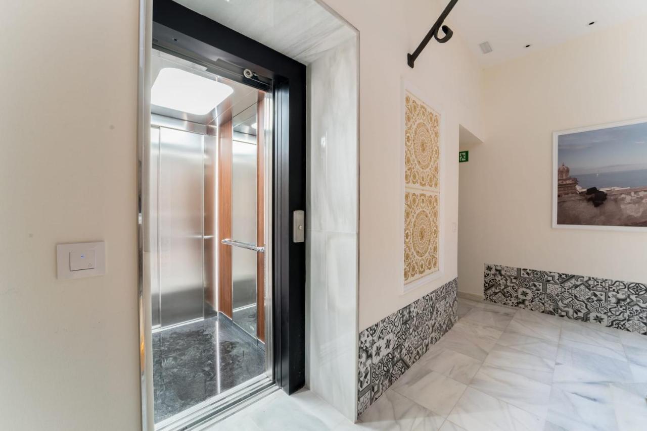 Apartamento Entrecatedrales Cádiz Exterior foto